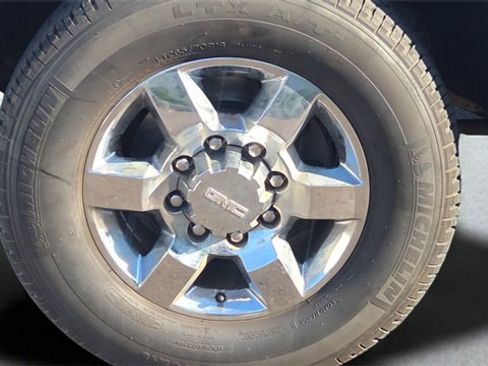 Used 2019 GMC Sierra 3500 SLT image 19