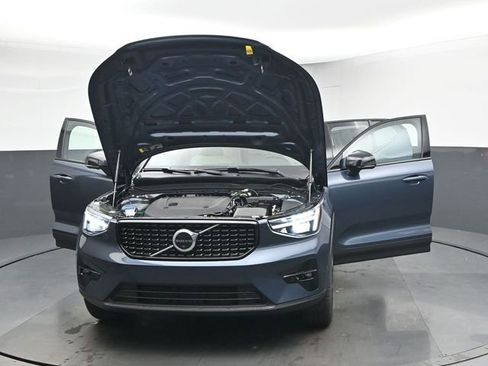New 2026 Volvo XC40 B5 Ultra w/ Protection Package Premier image 53