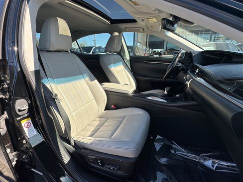 Used 2017 Lexus ES 350 image 25