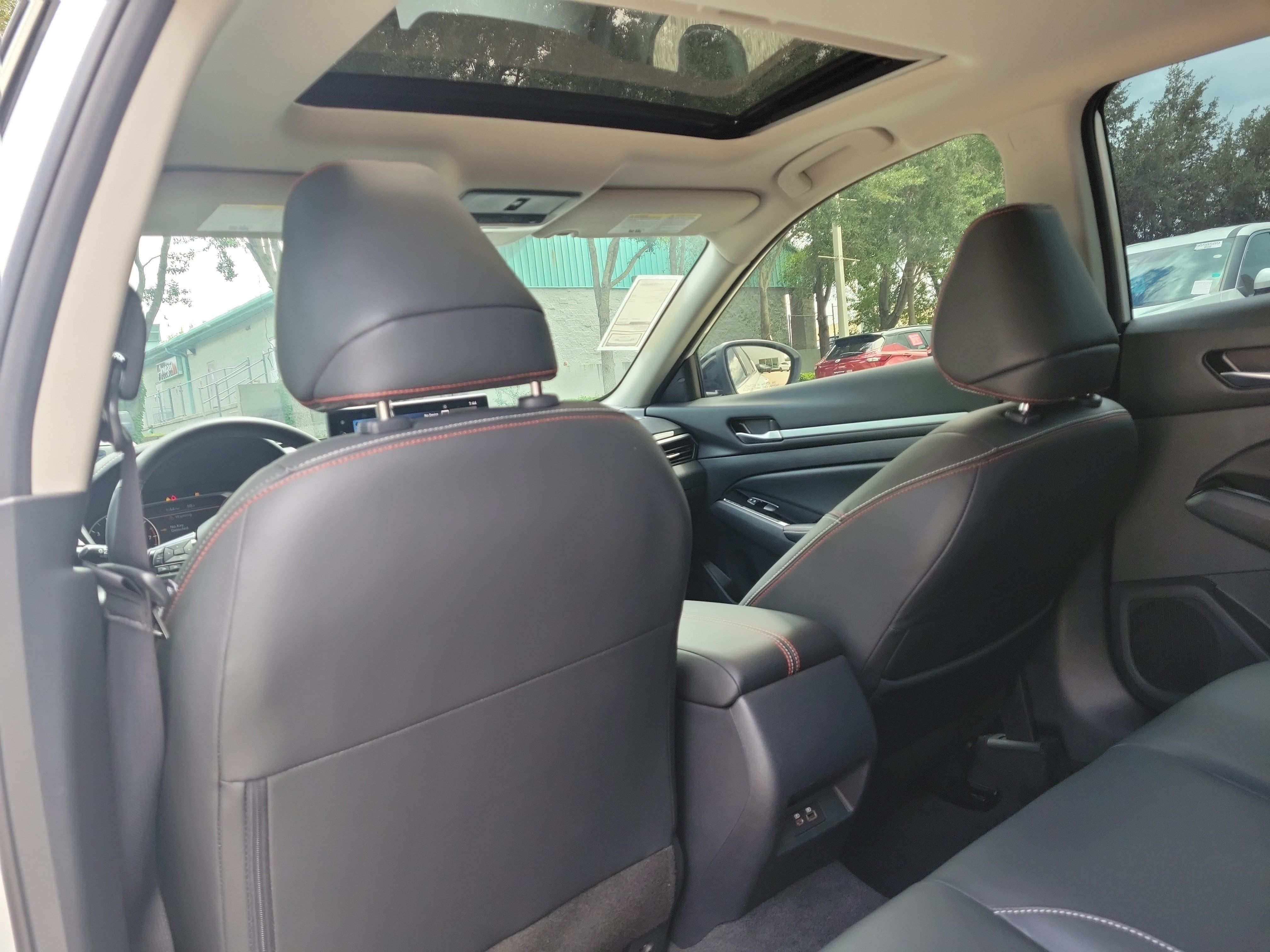 Certified 2025 Nissan Altima 2.5 SR w/ SR Premium Package FWD image 19