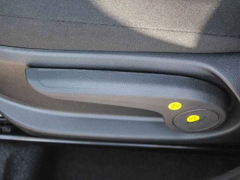 New 2026 Hyundai Venue SE FWD image 28