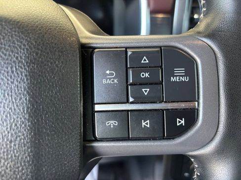 Used 2023 Ford F150 Lariat AWD/4WD image 9