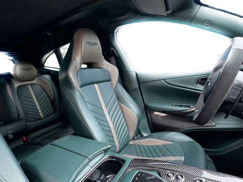 Used 2024 Aston Martin DBX 707 AWD/4WD image 18