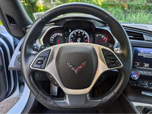 Used 2018 Chevrolet Corvette Grand Sport RWD image 22