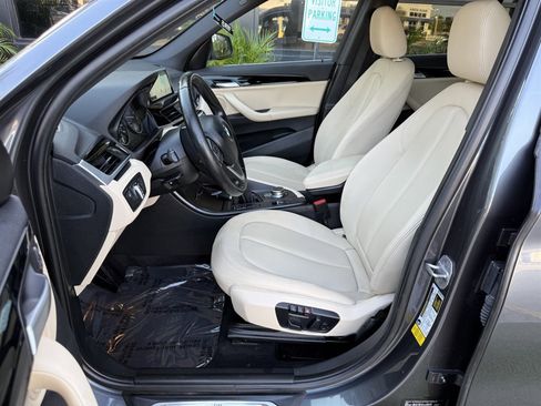 Used 2018 BMW X1 sDrive28i image 11