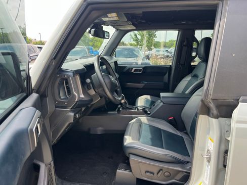 Used 2022 Ford Bronco Outer Banks AWD/4WD image 21