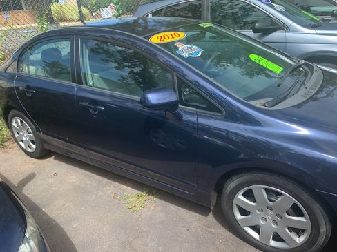 Used 2010 Honda Civic LX image 9