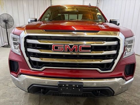 Used 2021 GMC Sierra 1500 SLE w/ X31 Off-Road Package AWD/4WD image 2