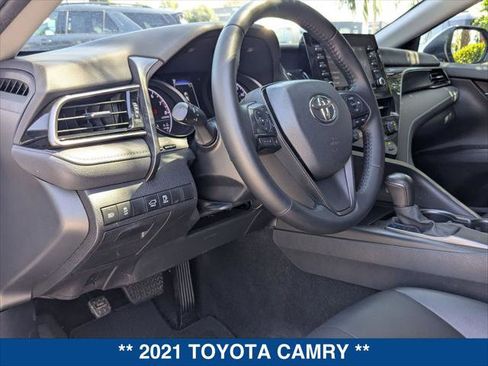Used 2021 Toyota Camry SE w/ Carpet Mat Package (TMS) image 12