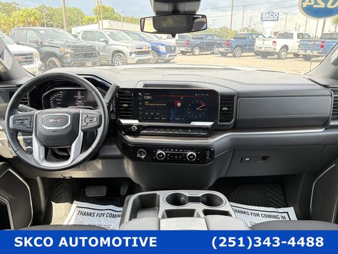 Used 2024 GMC Sierra 1500 Elevation AWD/4WD image 15