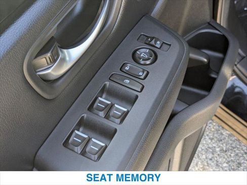 Certified 2024 Honda Pilot Touring image 13