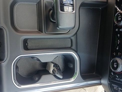 Used 2022 Chevrolet Silverado 1500 High Country w/ High Country Premium Package image 60