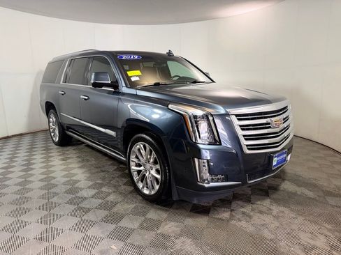 Used 2019 Cadillac Escalade ESV Platinum image 8