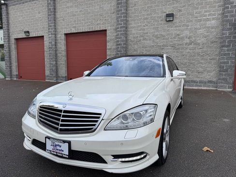 Used 2010 Mercedes-Benz S 550 4MATIC image 10