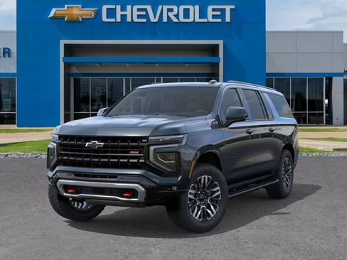 New 2026 Chevrolet Suburban Z71 w/ Comfort Package AWD/4WD image 6