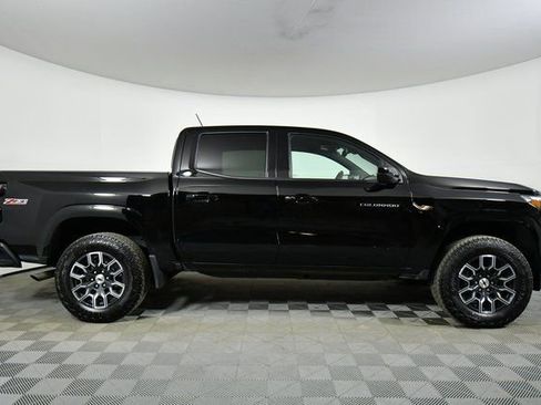 Used 2024 Chevrolet Colorado Z71 w/ Z71 Convenience Package 2 image 15