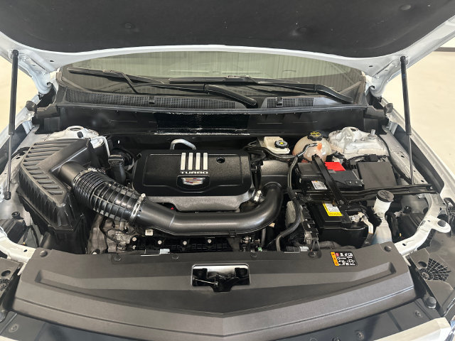 Certified 2024 Cadillac XT6 Luxury w/ LPO, Floor Liner Package AWD/4WD image 31