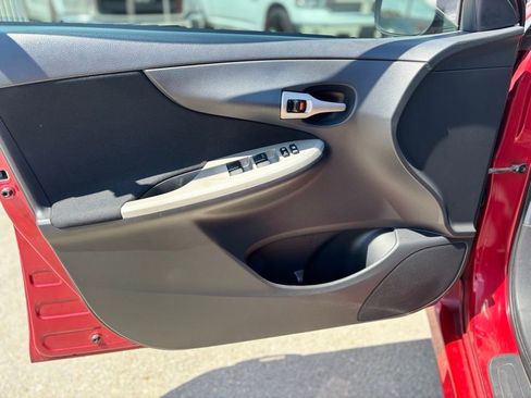 Used 2011 Toyota Corolla S FWD image 8