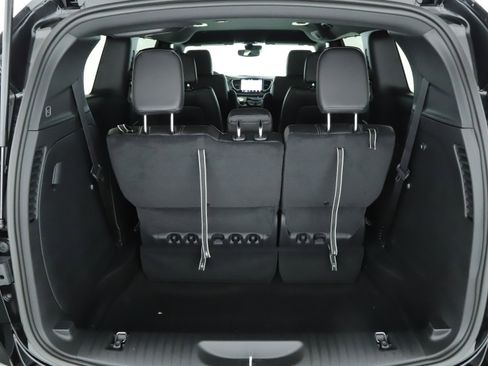 New 2026 Chrysler Pacifica Select image 17