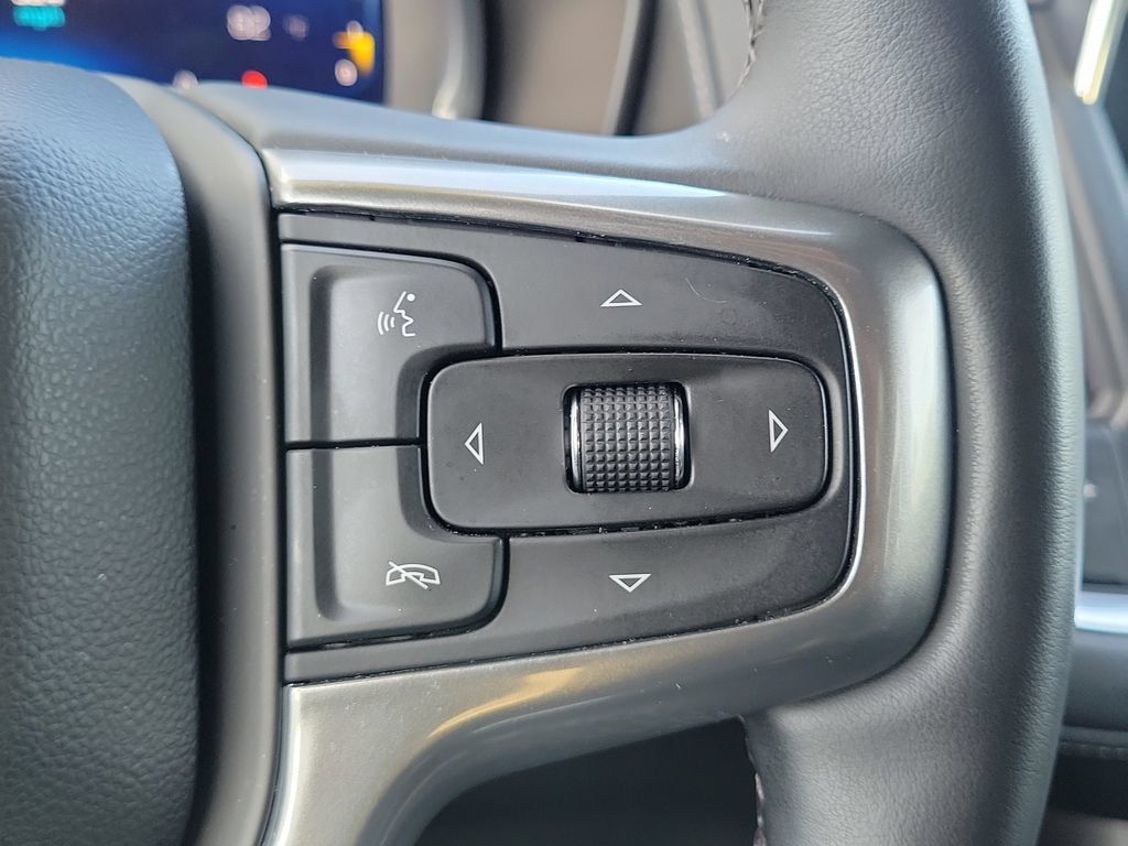 Used 2023 Chevrolet Tahoe LT w/ Luxury Package RWD image 14