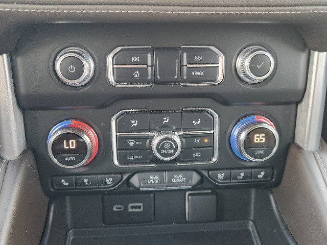 Used 2021 GMC Yukon SLT w/ SLT Luxury Package RWD image 17