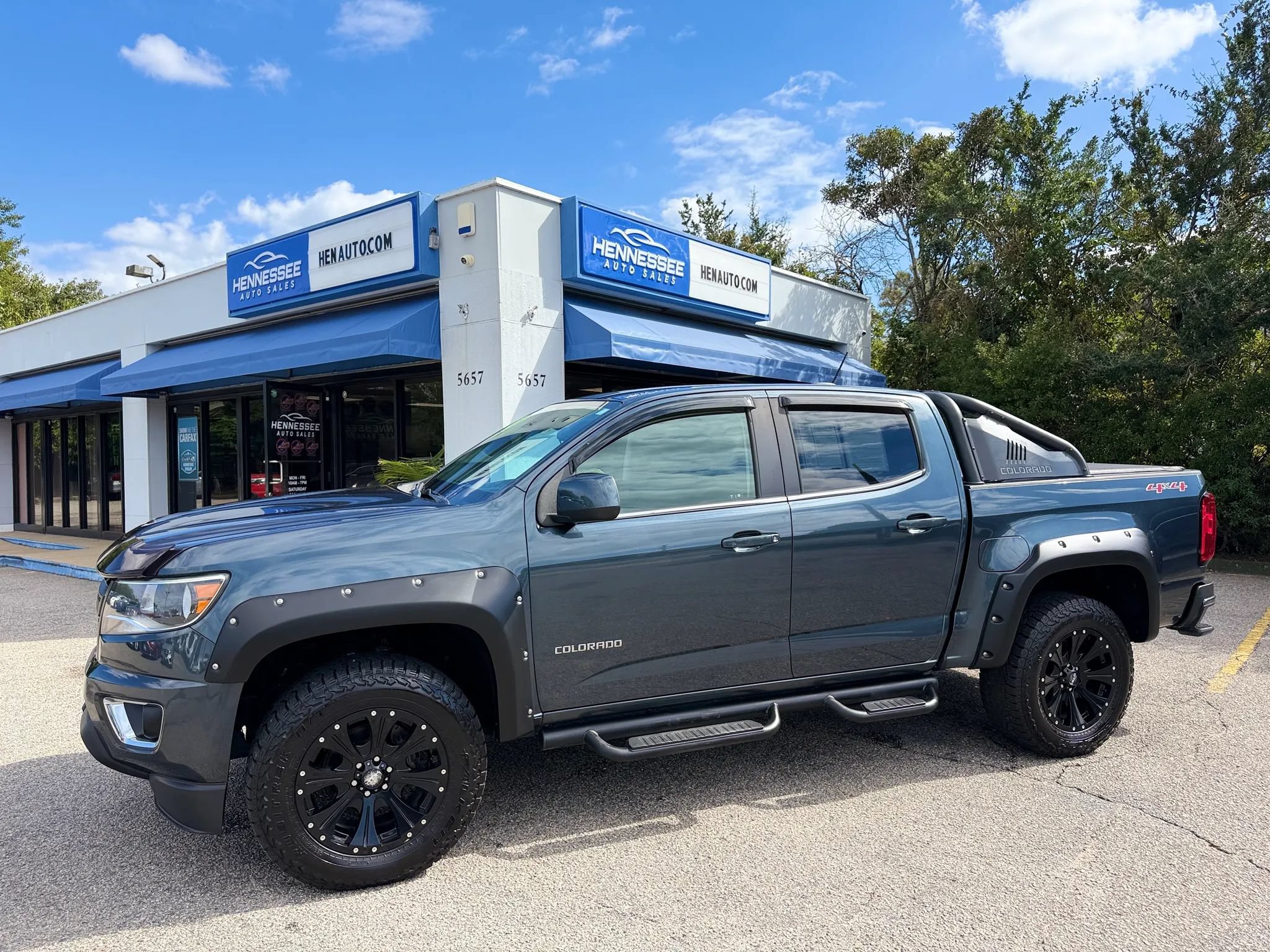 Used 2019 Chevrolet Colorado LT w/ LT Convenience Package AWD/4WD image 7