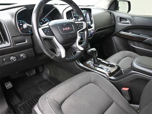 Used 2018 GMC Canyon SLE w/ SLE Convenience Package image 18