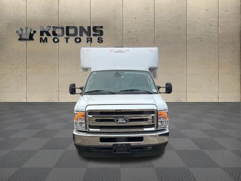 New 2026 Ford E-450 and Econoline 450 Super Duty w/ Power Equipment Group RWD image 3