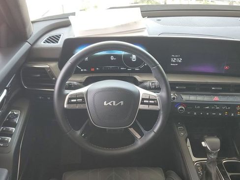Certified 2025 Kia Telluride SX Prestige X-Line AWD/4WD image 12