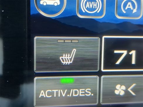 Used 2025 Subaru Forester Premium w/ Convenience Package #1 image 24