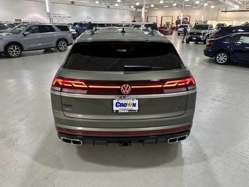 New 2026 Volkswagen Atlas Cross Sport SEL Premium R-Line AWD/4WD image 8