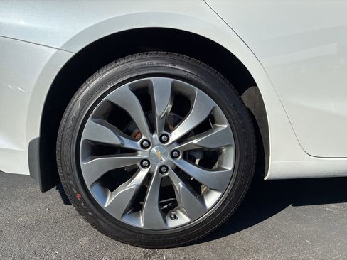 Used 2016 Chevrolet Malibu Premier w/ Driver Confidence Package II image 13