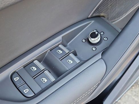 Used 2025 Audi Q5 2.0T Premium Plus image 31