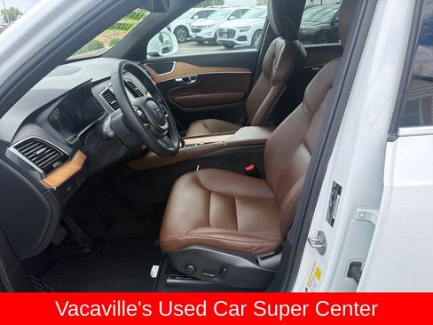 Used 2023 Volvo XC90 B6 Plus AWD/4WD image 9