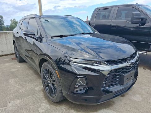 Certified 2022 Chevrolet Blazer RS w/ Enhanced Convenience Package AWD/4WD image 2