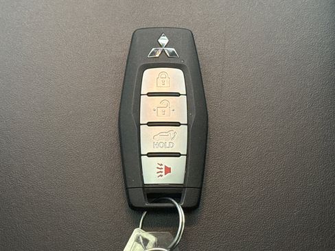 Used 2023 Mitsubishi Outlander SEL 40th Anniversary image 27