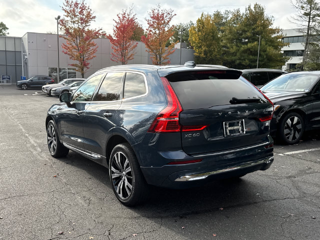 Used 2023 Volvo XC60 T8 Ultimate w/ Climate Package AWD/4WD image 2