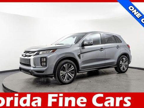 Used 2024 Mitsubishi Outlander Sport SE image 1