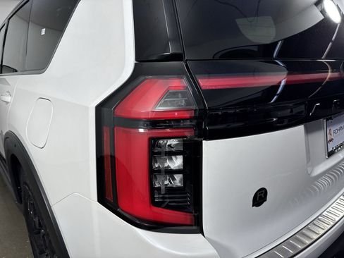 New 2025 Nissan Armada PRO-4X image 30