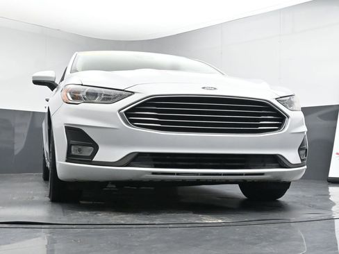 Used 2019 Ford Fusion SE w/ Equipment Group 151A image 33