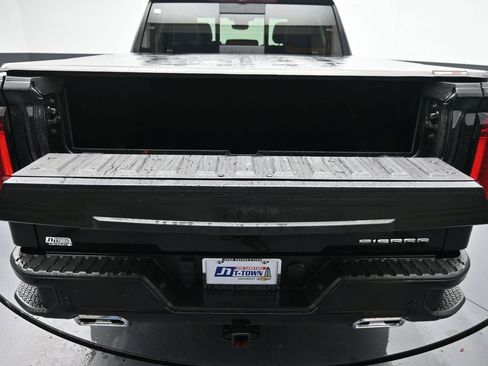 Used 2023 GMC Sierra 1500 Denali Ultimate image 29