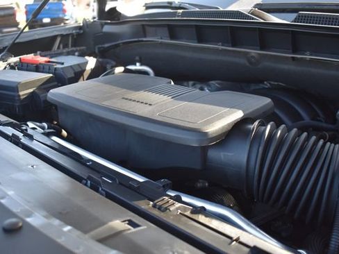 New 2026 Chevrolet Suburban Premier image 41