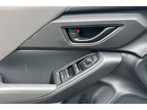 Used 2026 Subaru Crosstrek 2.0i Premium image 11