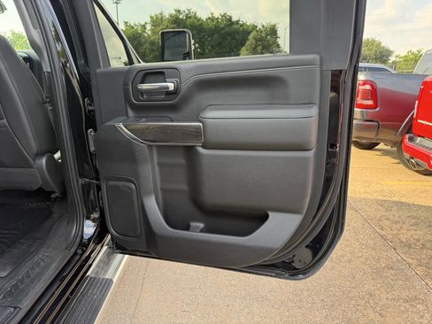 Used 2021 Chevrolet Silverado 2500 LTZ w/ LTZ Convenience Package AWD/4WD image 16