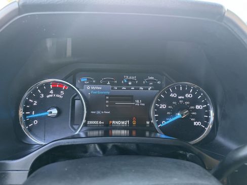 Used 2017 Ford F350 Lariat w/ Chrome Package AWD/4WD image 19