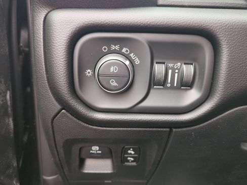 New 2026 RAM 1500 Big Horn AWD/4WD image 18