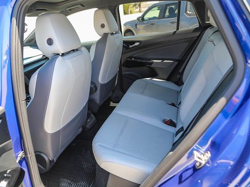 Used 2021 Volkswagen ID.4 Pro S RWD image 18