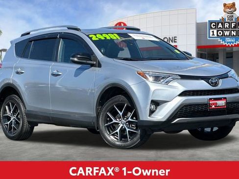 Used 2018 Toyota RAV4 SE w/ Power Extra Value Package FWD image 2