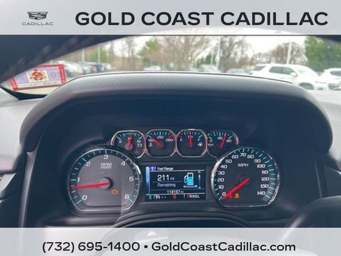 Used 2017 Chevrolet Suburban LT image 24