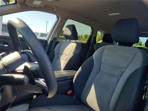 Used 2023 Nissan Rogue SV FWD image 17